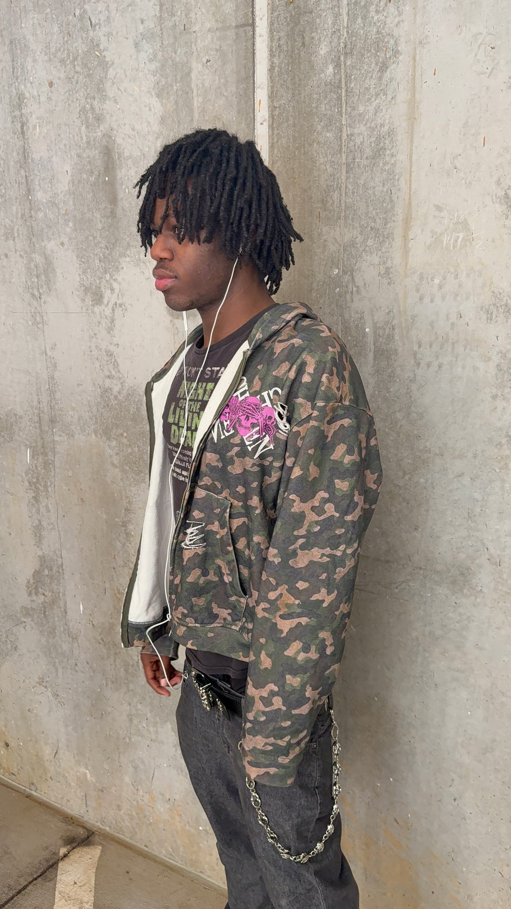 Gemstone zip up