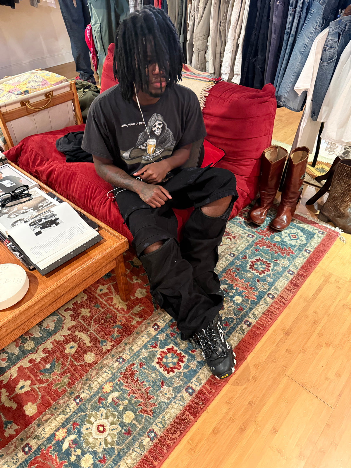 Black convertible cargos